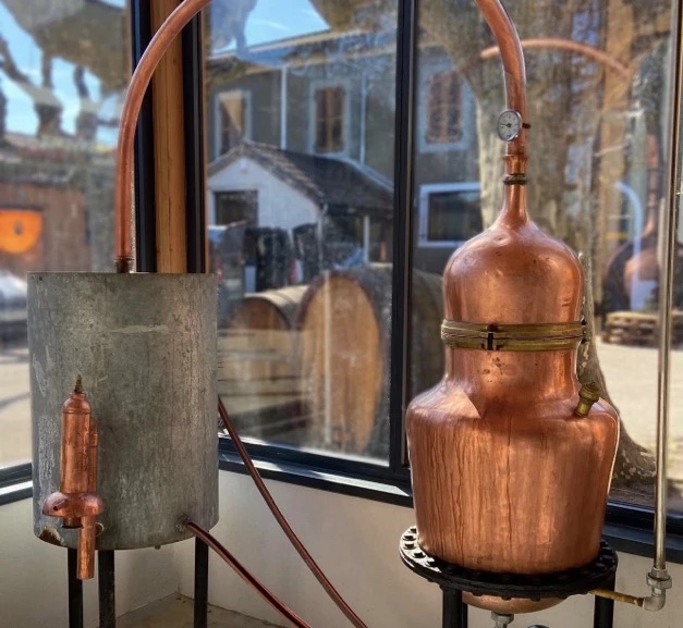 Découvrez l'univers de la distillation chez Jacoulot